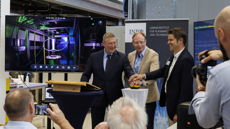 MV investiert in Wasserstoff-Zukunft: Projekt der ‚Forschungsfabrik Wasserstoff MV‘ am Standort Greifswald eröffnet